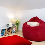 Castle 3br In شقة *