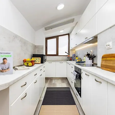 דירה Castle 3br In *